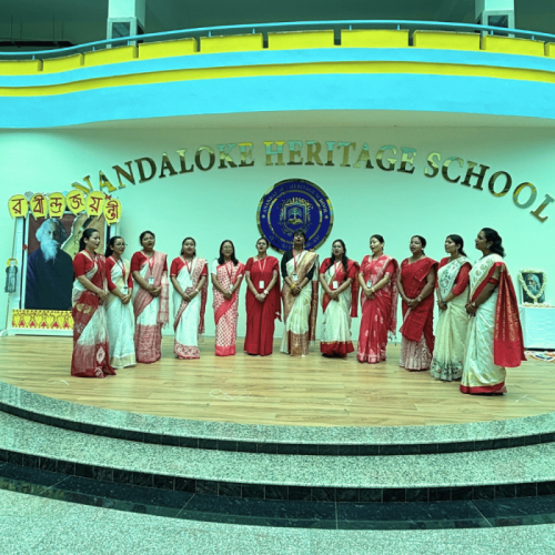 anandalokeheritageschool.com Photos