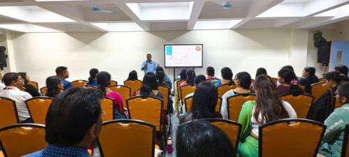 anandalokeheritageschool.com Photos
